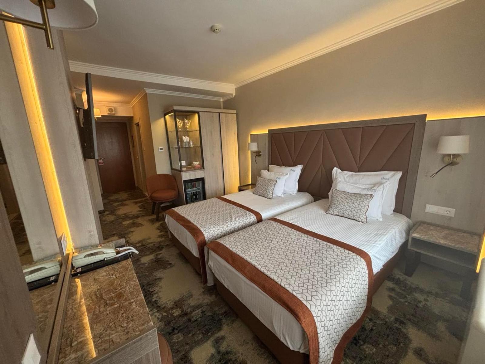 Hissar Spa Hotel Hisarya Exterior photo